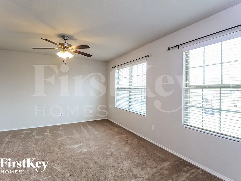 7525 Boat Wind Rd — Photo 6