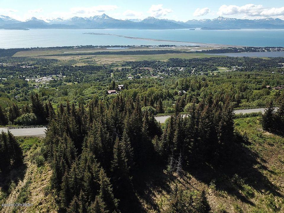 1st image of 1750 Skyline Dr