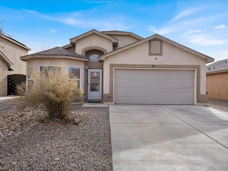 1st image of 46 Avenida Jardin