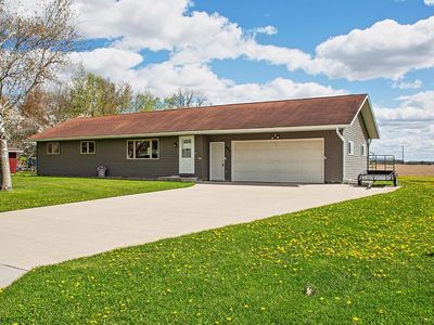 203 W Linden STREET, Abbotsford, WI, 54405