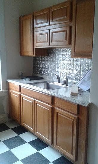 2nd image of 1002 12th Ave APT 7