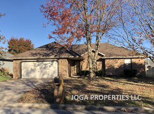 710 S Pinewood Ln, Nixa, MO 65714