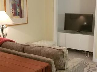 16 Capitola Rd, Danbury, CT 06811