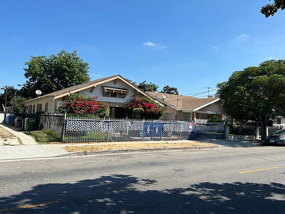 3rd image of 605 W 51st St