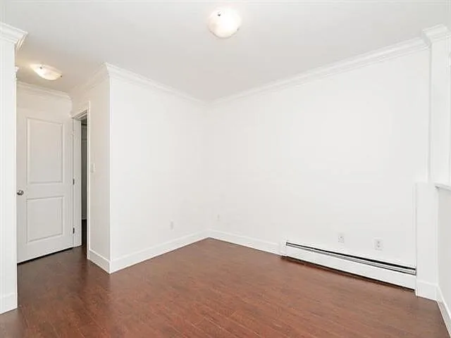 1850 Southmere Cres E #8 — Photo 11