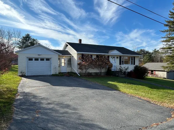 21 Webster Avenue, Claremont, NH 03743