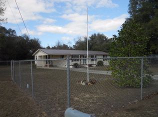 31 Burnett Rd, Hawkinsville, GA 31036