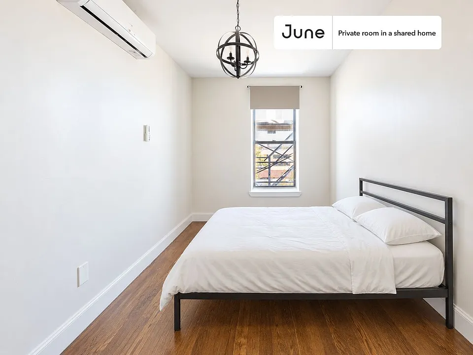 1131 Broadway #D