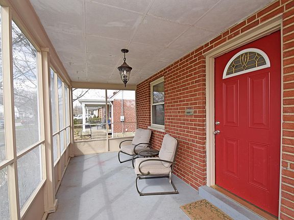 3rd image of 6568 Sherman Ave