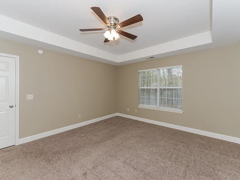 1009 Nighthawk Ln — Photo 9