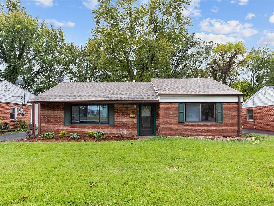 1040 Washington St, Florissant, MO 63031 | Zillow