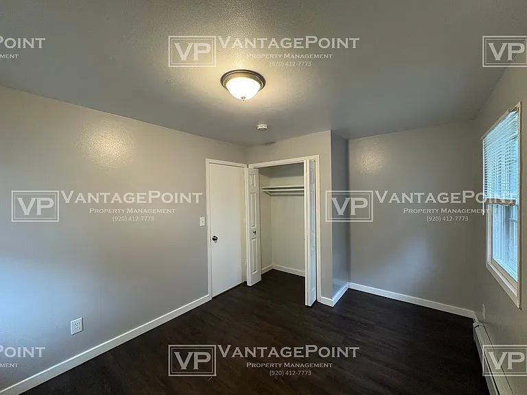1054 Grognet St — Photo 7
