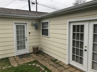 8519 Ridgelea St #B, Dallas, TX 75209