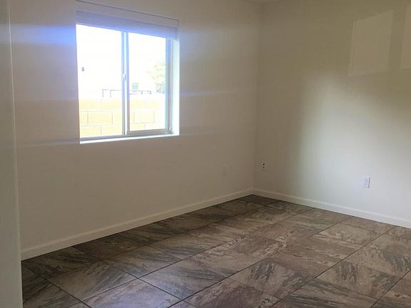 4th image of 780 Gail Gardner Way APT 4