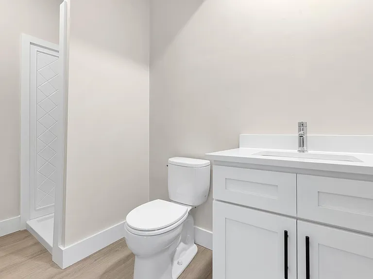 135 Harrishof St #2 — Photo 28