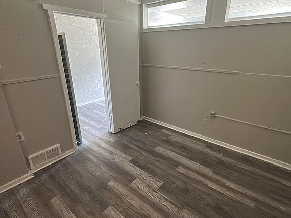 4th image of 6800 Ford Ave #6797