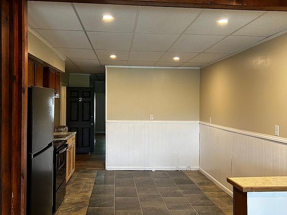 5th image of 572-574 N Main St