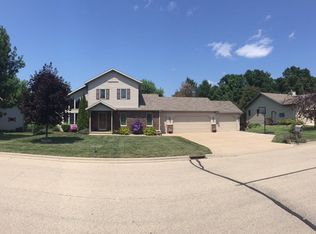 1320 Dallman Ln, Shawano, WI 54166