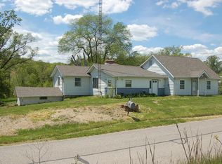 389 Diamond Rd, Heltonville, IN 47436
