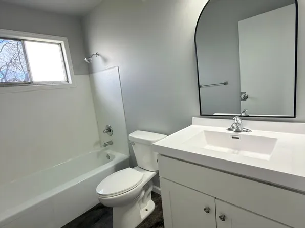 Kimberly 3570, 3570 Kimberly Downs Rd APT 4, Davenport, IA 52807