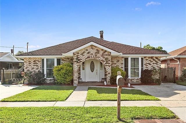 1st image of 2110 Corinne Dr