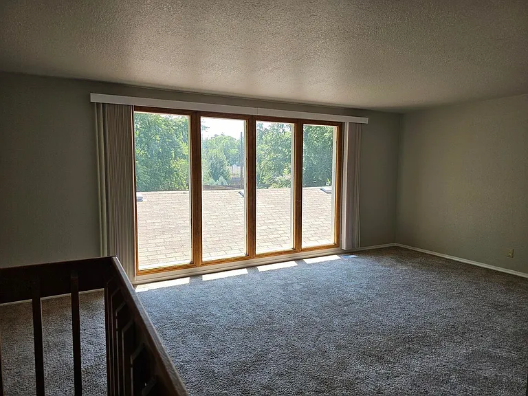 241 S Bruce Ln — Photo 9