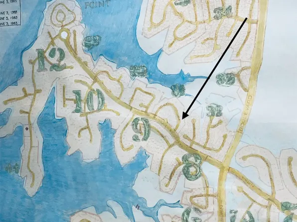 4 Wembley Dr, Brookeland, TX 75931