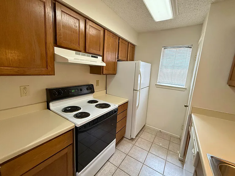 13018 Heimer Rd #805 — Photo 10