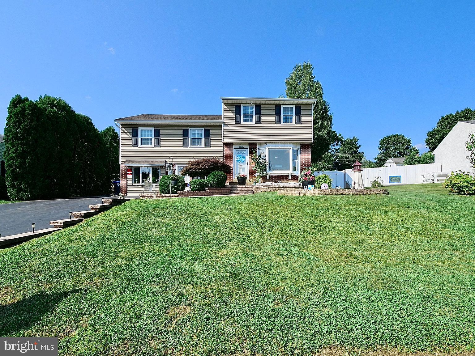 2431 E Helms Mnr, Upper Chichester, PA 19061 MLS PADE2051872 Zillow