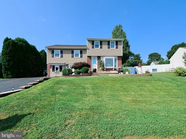 2431 E Helms Mnr, Upper Chichester, PA 19061