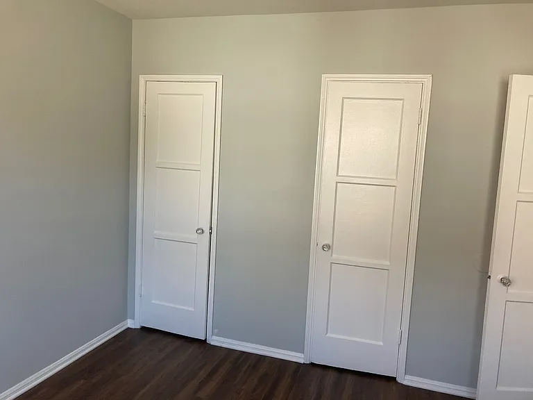 516 N Normandie Ave — Photo 5