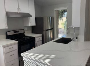 16861 Green Ln APT 5, Huntington Beach, CA 92649