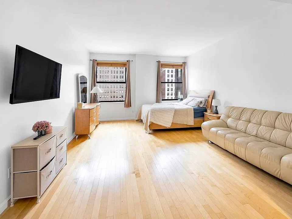 20 West St #17K