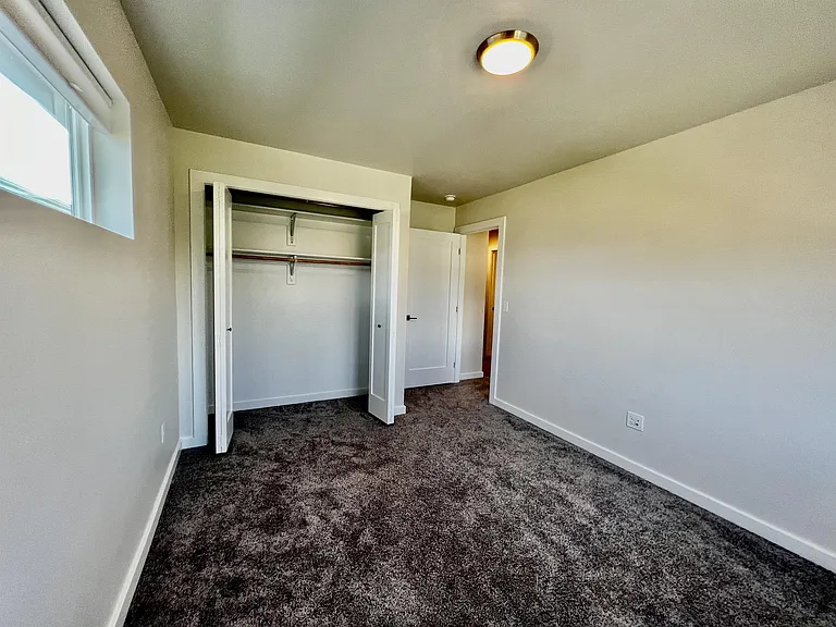5526 Leiden Ln — Photo 11