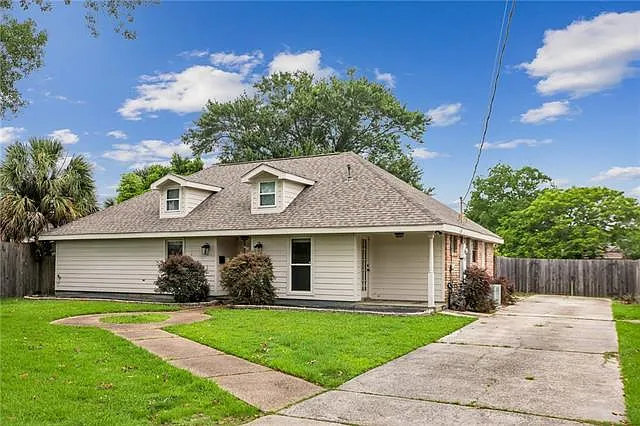 505 Raspberry St — Photo 1