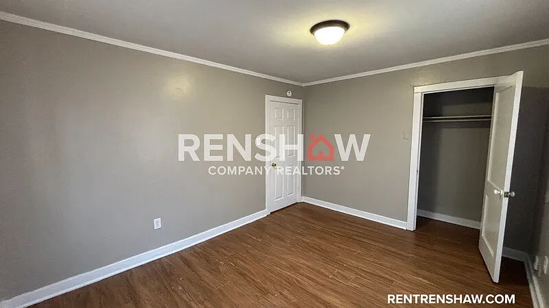 2 bed, 1.0 bath, 945 sqft, $895 — Photo 3