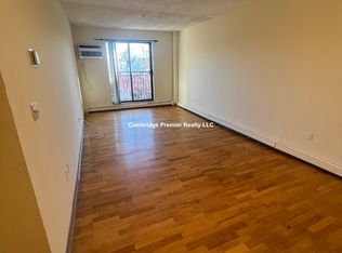375 Highland Ave #2, Somerville, MA 02144