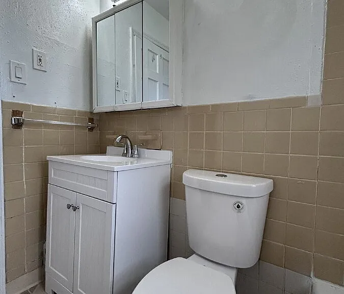 5318 Winslow Dr — Photo 12