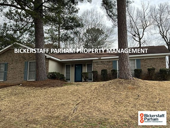 2nd image of 917 Rimrock Dr