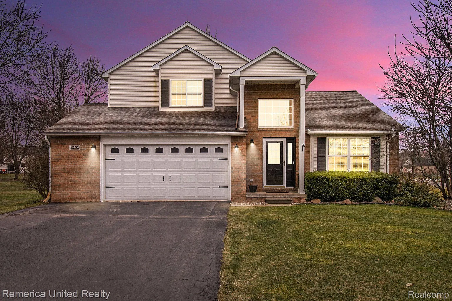 2151 Woodland Ravine Dr photo 1