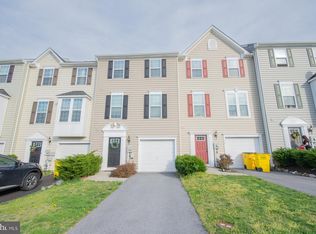 76 Ontario Dr, Falling Waters, WV 25419