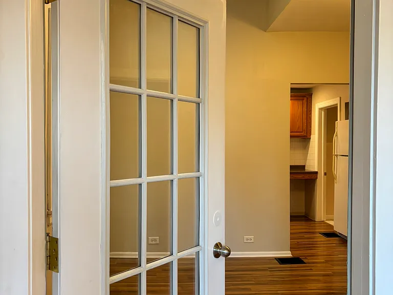 9635 Irving Park Rd #1R — Photo 2