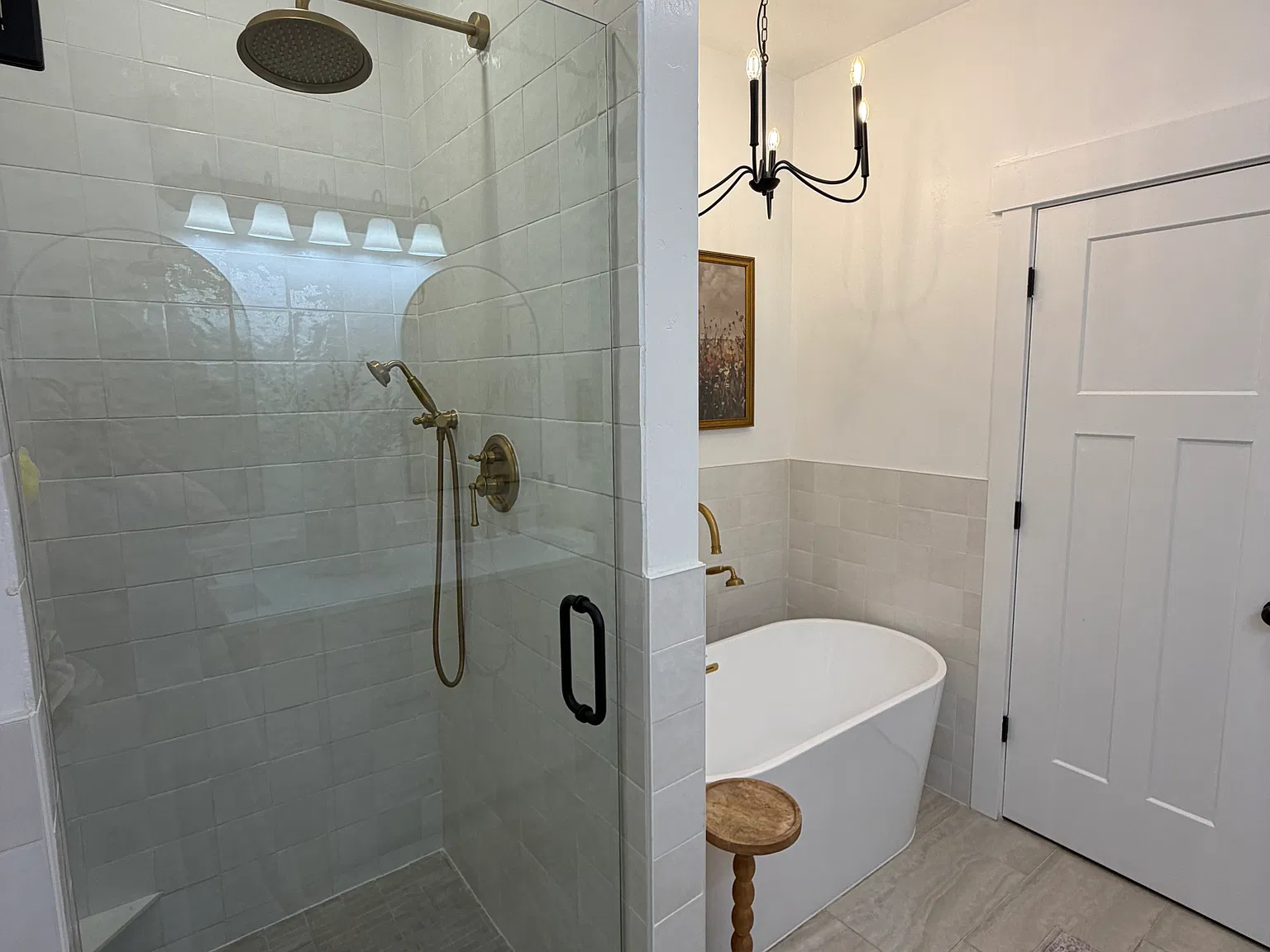 3 bed, 2.5 bath, 1900 sqft, $2,200 — Photo 4