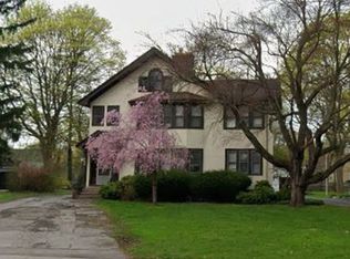 459 N Winton Rd, Rochester, NY 14610