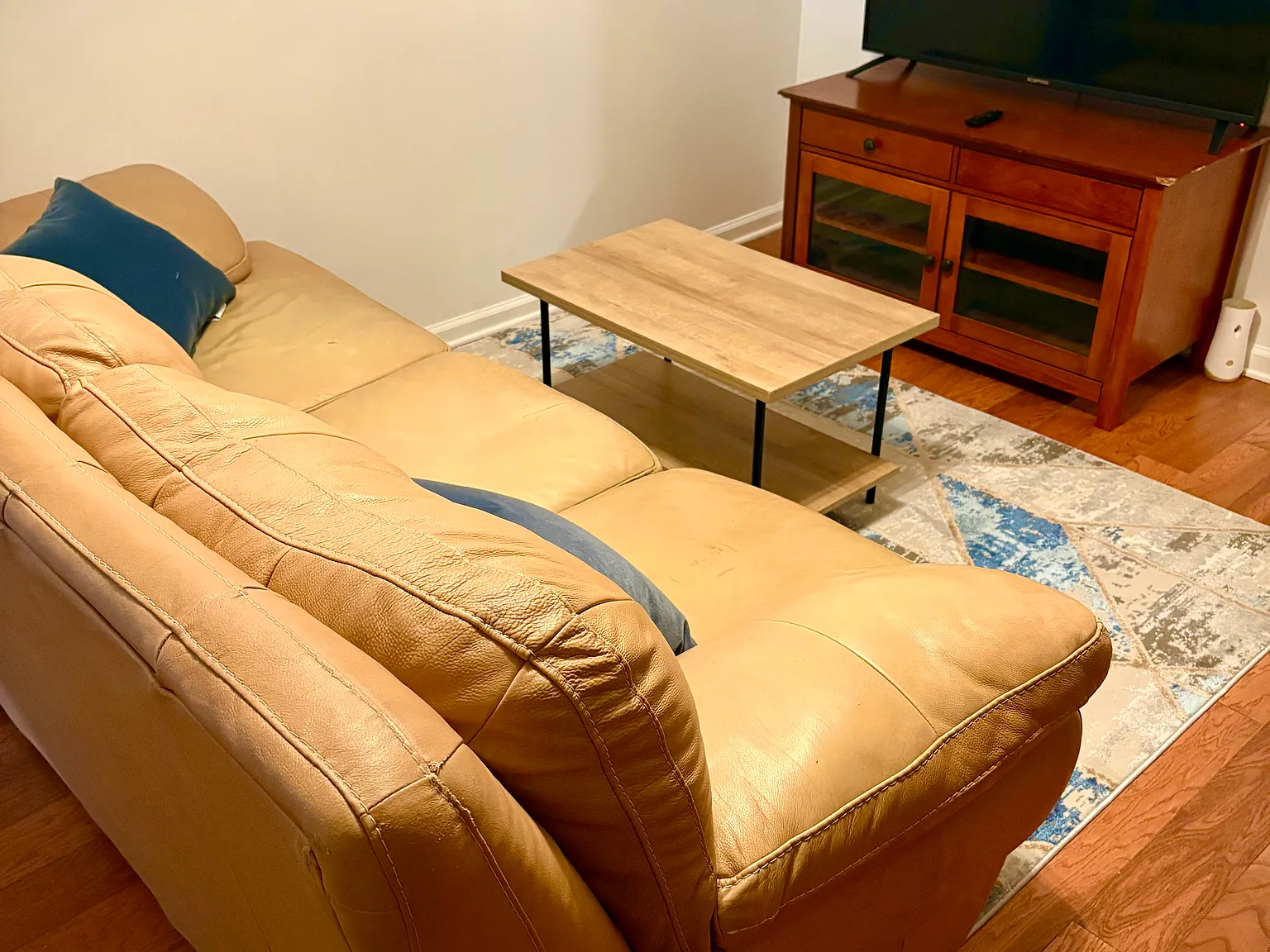 301 E Sullivan St | 6 — Photo 4
