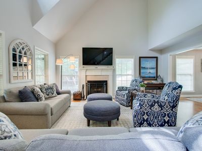 800 Harbor Dr, Lancaster, TN, 38569