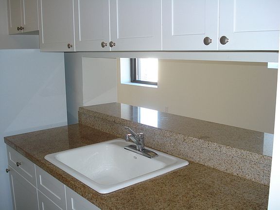5th image of 15 Park Row APT 12P