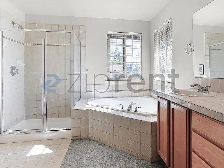 112 203rd St SE — Photo 12