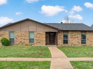 5608 Twitty St, The Colony, TX 75056