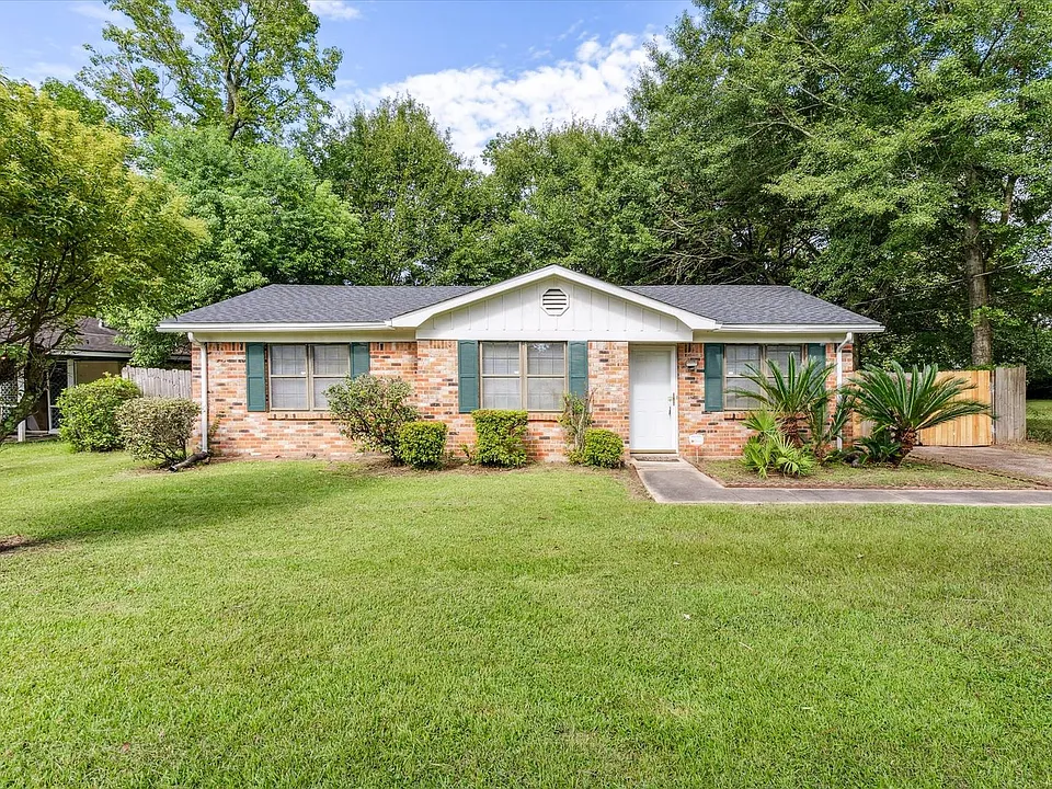 504 Farnell Ln